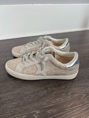 Vintage Havana Women's Palmer 1 Glitter Sneakers
